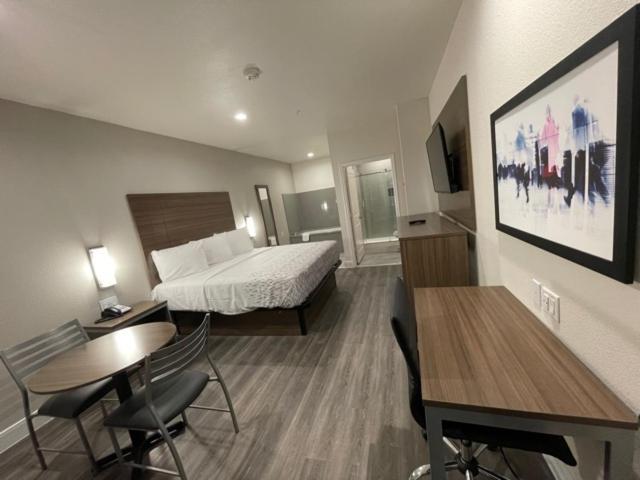Palace Inn Blue - Garth Rd Baytown Buitenkant foto